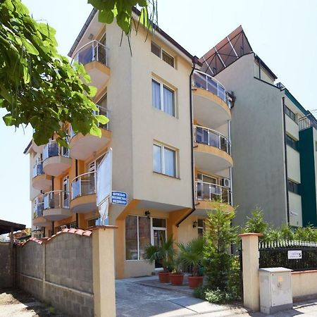 Guest House Plechkarovi Ravda Bagian luar foto