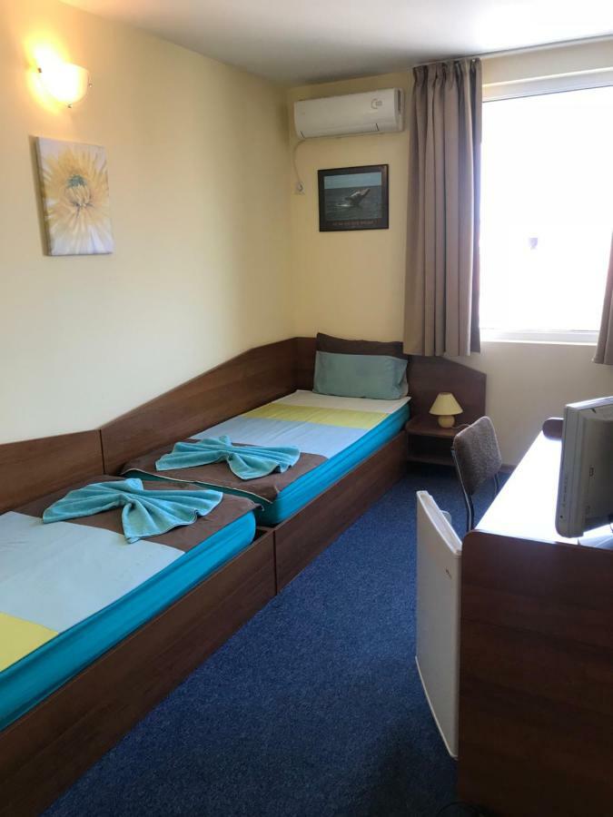 Guest House Plechkarovi Ravda Bagian luar foto