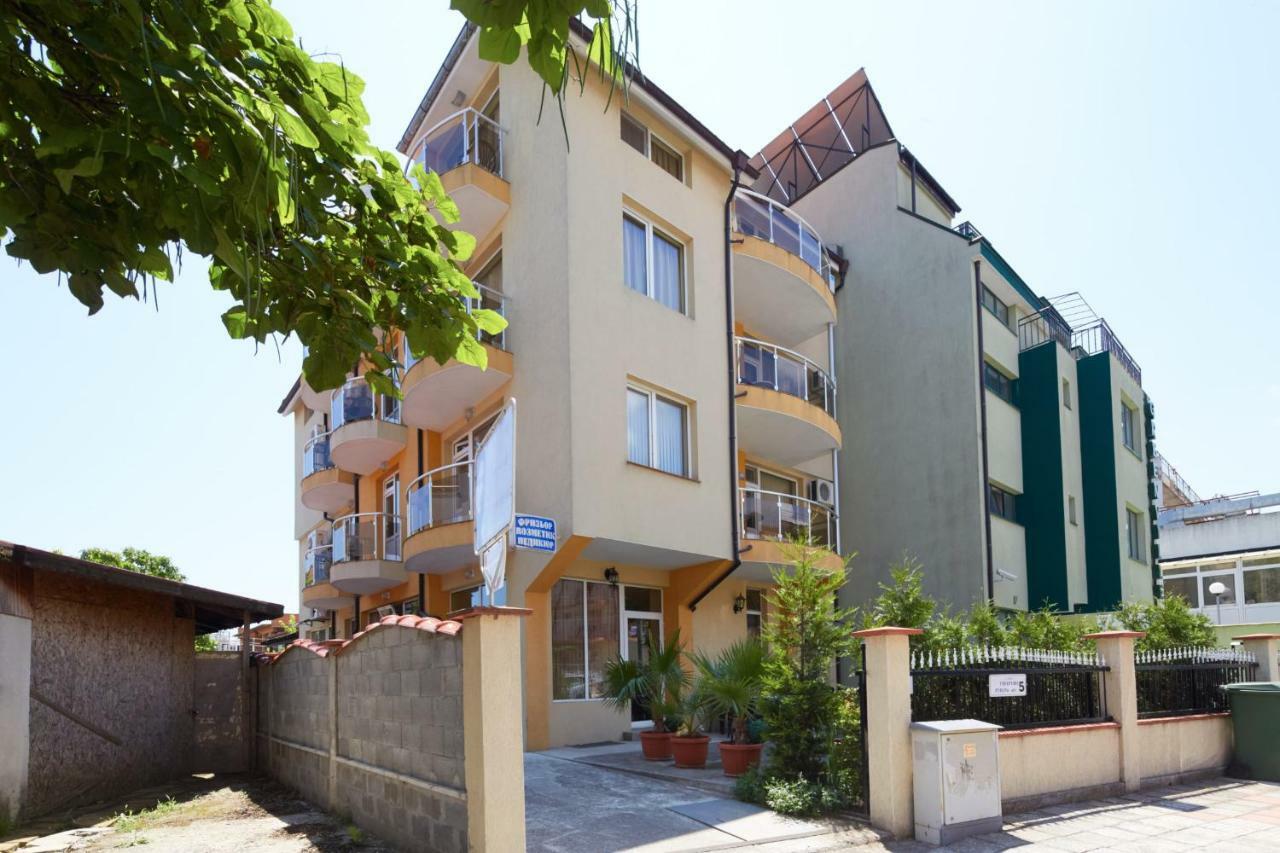 Guest House Plechkarovi Ravda Bagian luar foto